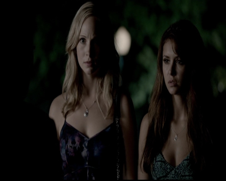 VampireDiariesWorld-dot-org_5x01IKnowWhatYouDidLastSummer1507.jpg