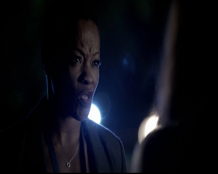 VampireDiariesWorld-dot-org_5x01IKnowWhatYouDidLastSummer1508.jpg