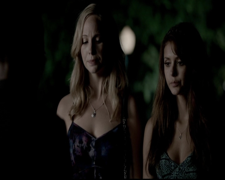 VampireDiariesWorld-dot-org_5x01IKnowWhatYouDidLastSummer1530.jpg VampireDiariesWorld-dot-org_5x01IKnowWhatYouDidLastSummer1530.jpg