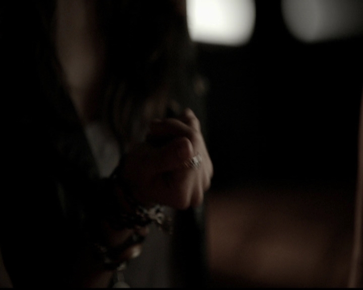 VampireDiariesWorld-dot-org_5x01IKnowWhatYouDidLastSummer1752.jpg
