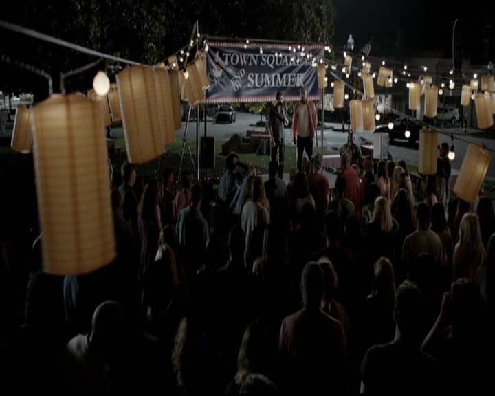 VampireDiariesWorld-dot-org_5x01IKnowWhatYouDidLastSummer2230.jpg