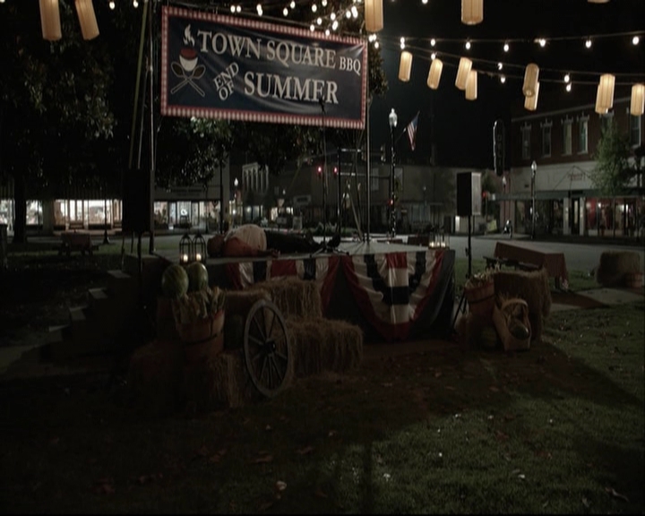 VampireDiariesWorld-dot-org_5x02TrueLies-deletedscenes0002.jpg