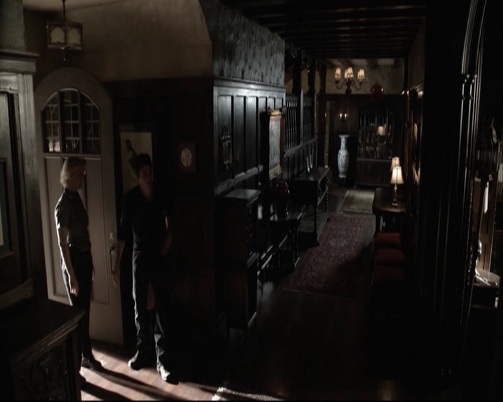 VampireDiariesWorld-dot-org_5x02TrueLies-deletedscenes0035.jpg