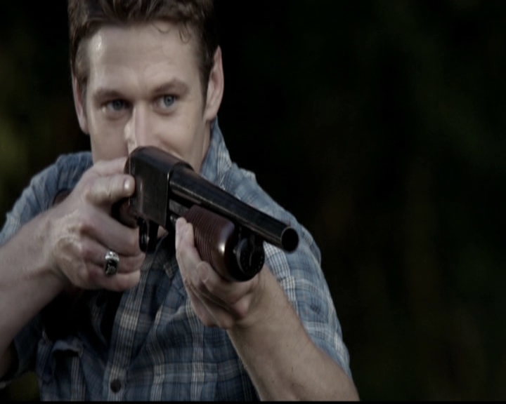 VampireDiariesWorld-dot-org_5x02TrueLies0129.jpg