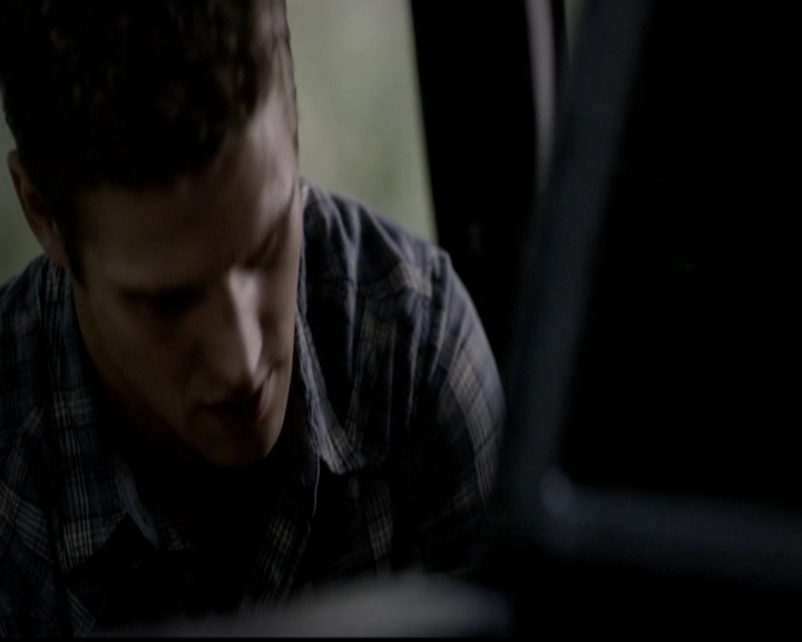VampireDiariesWorld-dot-org_5x02TrueLies0404.jpg