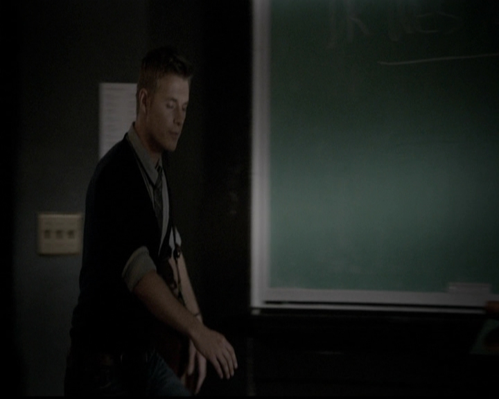 VampireDiariesWorld-dot-org_5x02TrueLies0469.jpg