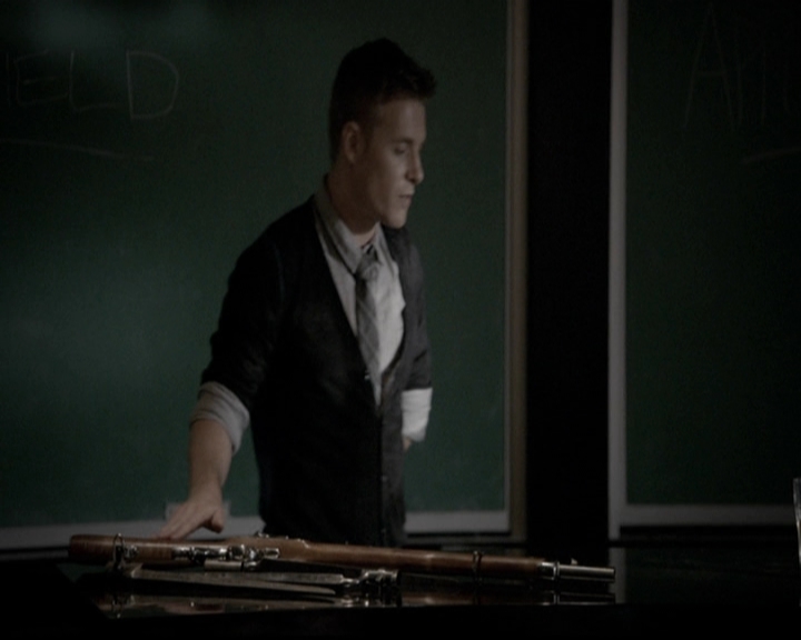 VampireDiariesWorld-dot-org_5x02TrueLies0486.jpg