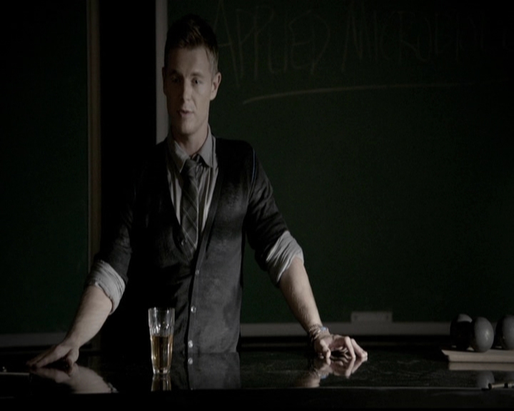 VampireDiariesWorld-dot-org_5x02TrueLies0493.jpg