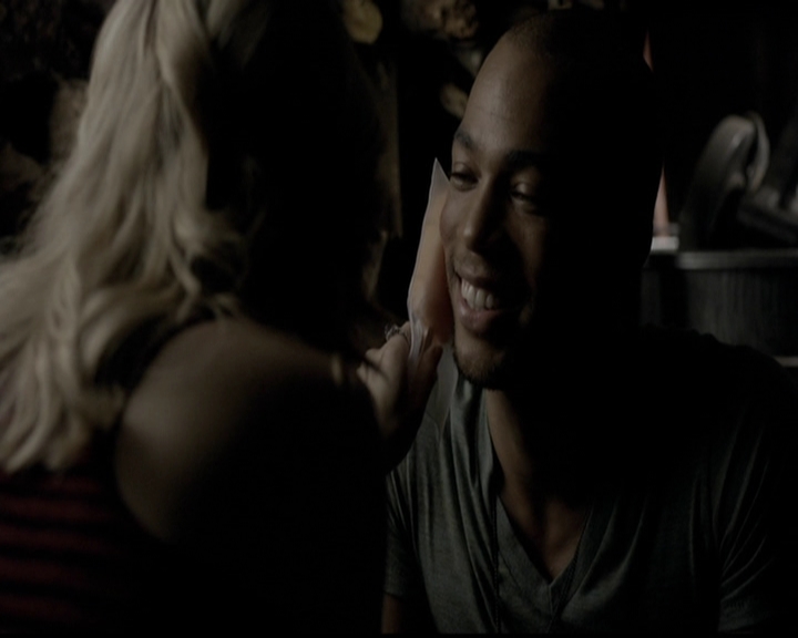 VampireDiariesWorld-dot-org_5x02TrueLies1406.jpg