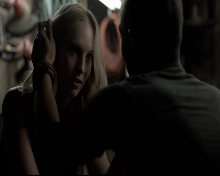 VampireDiariesWorld-dot-org_5x02TrueLies1412.jpg