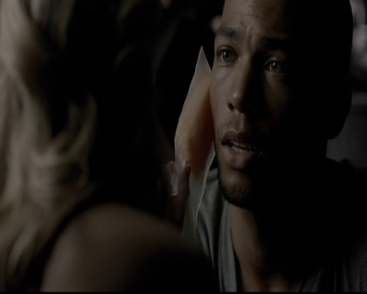 VampireDiariesWorld-dot-org_5x02TrueLies1421.jpg