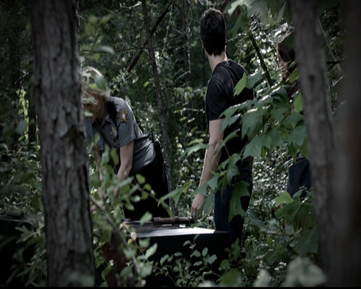 VampireDiariesWorld-dot-org_5x02TrueLies2233.jpg