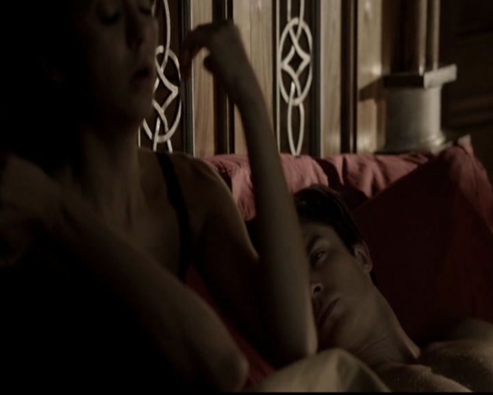 VampireDiariesWorld-dot-org_5x03OriginalSin0077.jpg