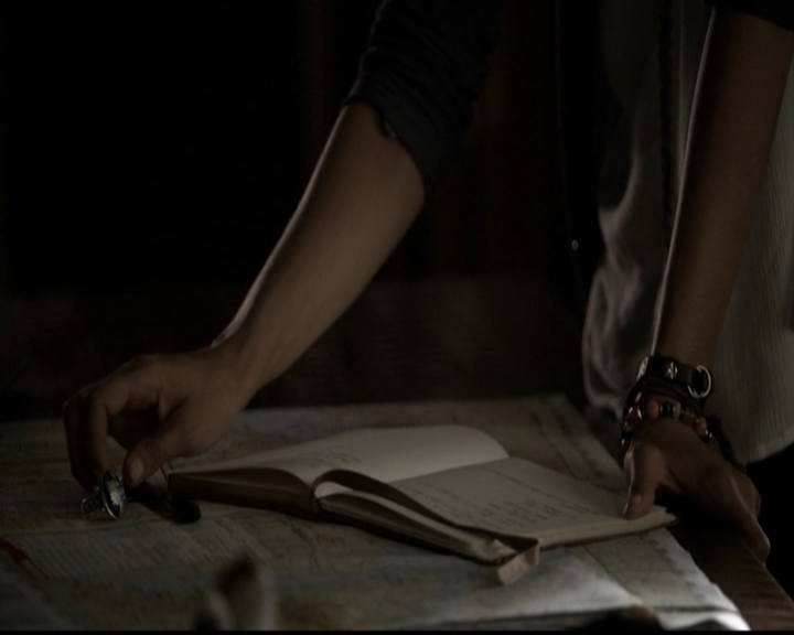 VampireDiariesWorld-dot-org_5x03OriginalSin0143.jpg