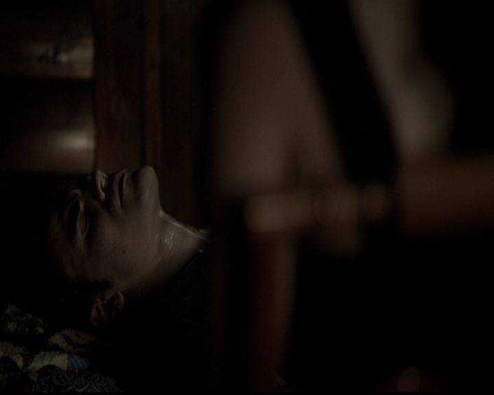VampireDiariesWorld-dot-org_5x03OriginalSin0312.jpg