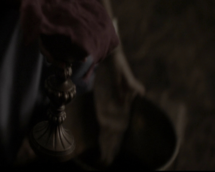 VampireDiariesWorld-dot-org_5x03OriginalSin1192.jpg