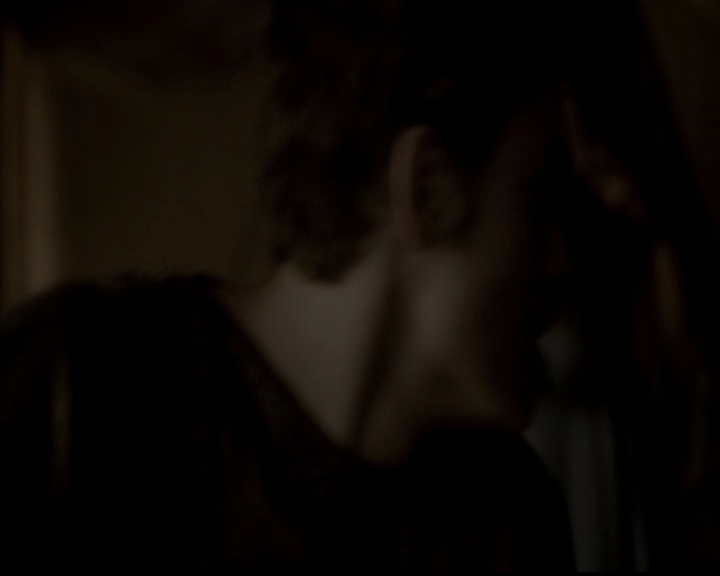 VampireDiariesWorld-dot-org_5x03OriginalSin1265.jpg