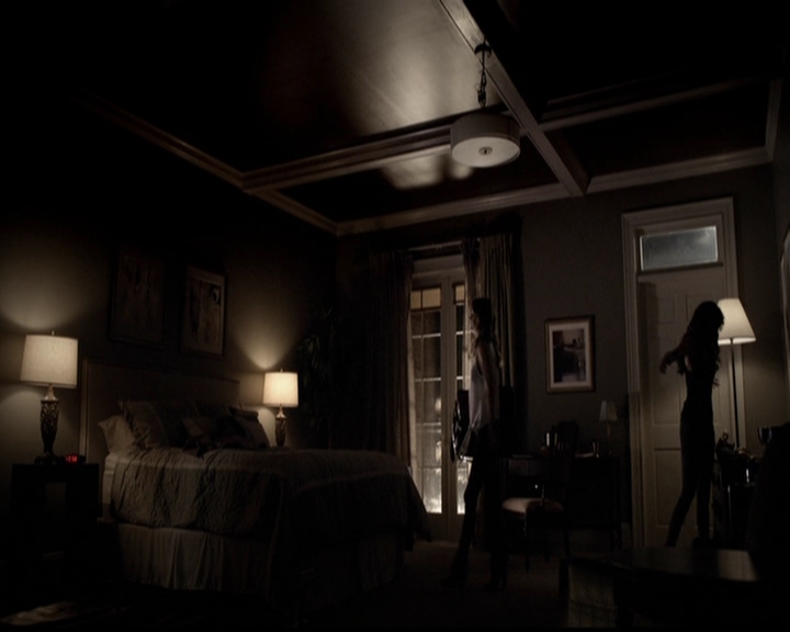 VampireDiariesWorld-dot-org_5x03OriginalSin1919.jpg