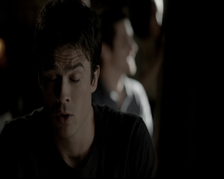 VampireDiariesWorld-dot-org_5x04ForWhomtheBellTolls0311.jpg