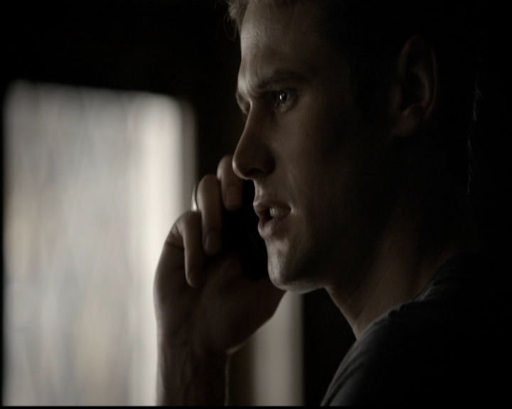 VampireDiariesWorld-dot-org_5x04ForWhomtheBellTolls0381.jpg