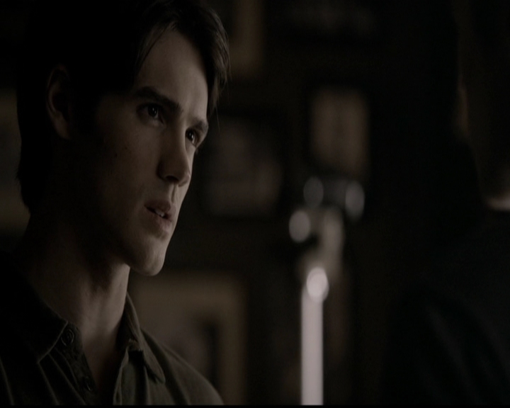 VampireDiariesWorld-dot-org_5x04ForWhomtheBellTolls0403.jpg