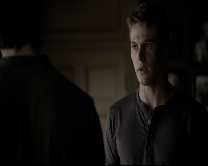 VampireDiariesWorld-dot-org_5x04ForWhomtheBellTolls0405.jpg