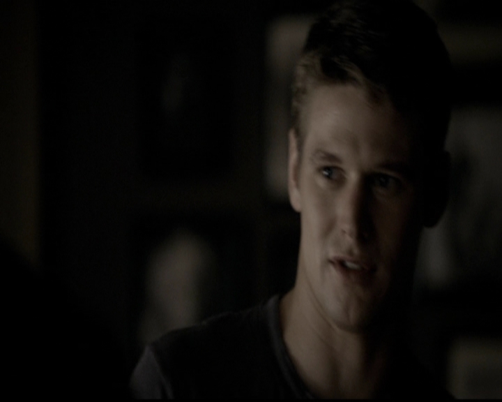 VampireDiariesWorld-dot-org_5x04ForWhomtheBellTolls0436.jpg