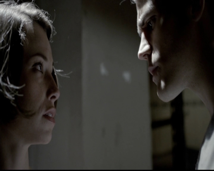 VampireDiariesWorld-dot-org_5x04ForWhomtheBellTolls0530.jpg