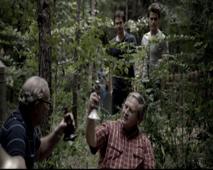 VampireDiariesWorld-dot-org_5x04ForWhomtheBellTolls0561.jpg