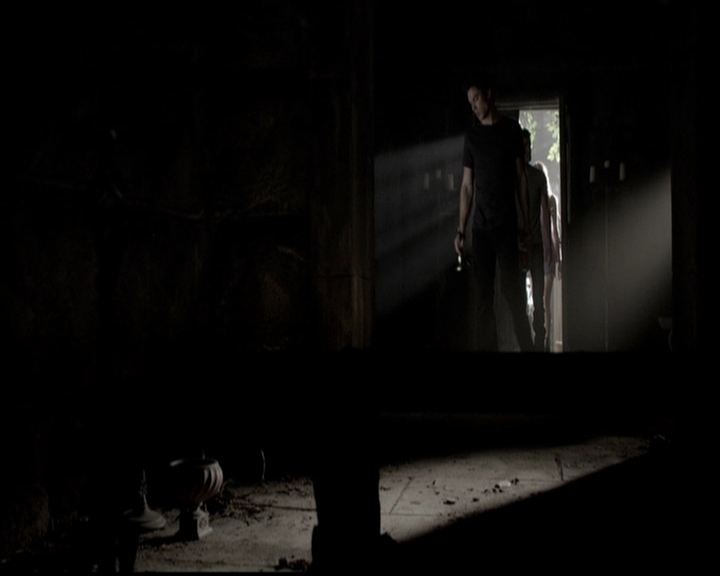 VampireDiariesWorld-dot-org_5x04ForWhomtheBellTolls0574.jpg