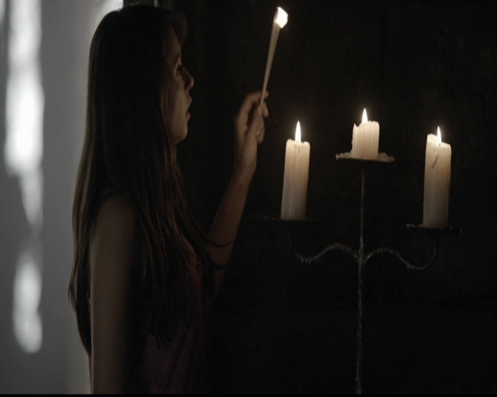 VampireDiariesWorld-dot-org_5x04ForWhomtheBellTolls0620.jpg