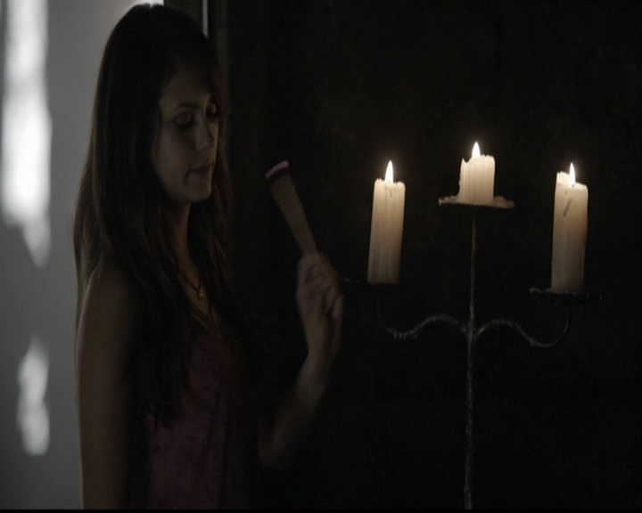 VampireDiariesWorld-dot-org_5x04ForWhomtheBellTolls0621.jpg