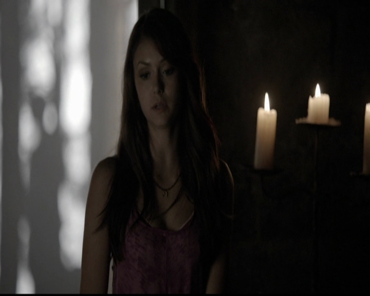 VampireDiariesWorld-dot-org_5x04ForWhomtheBellTolls0624.jpg