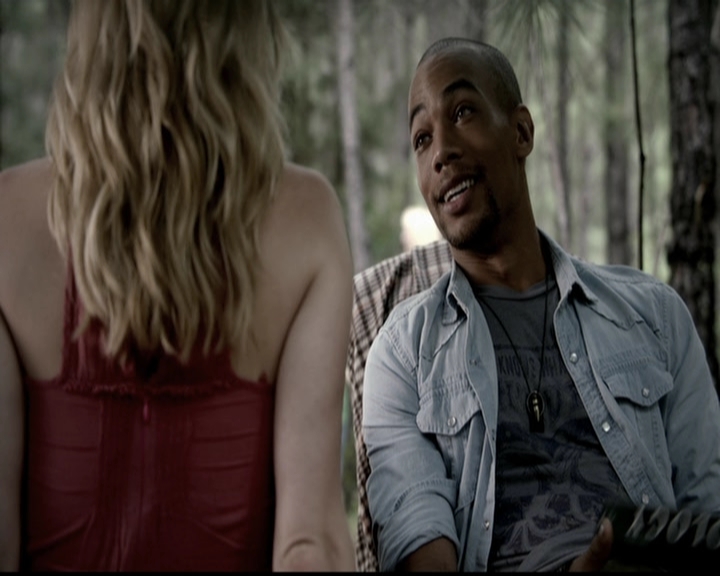 VampireDiariesWorld-dot-org_5x04ForWhomtheBellTolls0933.jpg