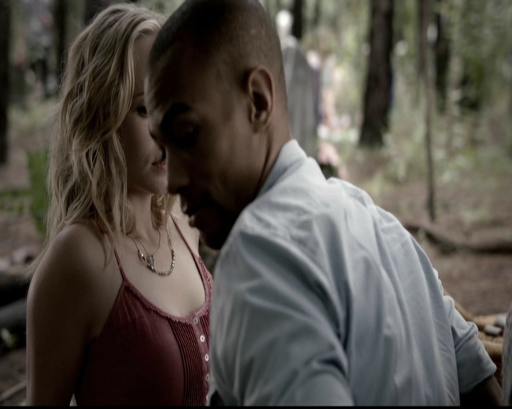 VampireDiariesWorld-dot-org_5x04ForWhomtheBellTolls0981.jpg