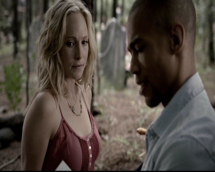 VampireDiariesWorld-dot-org_5x04ForWhomtheBellTolls0984.jpg