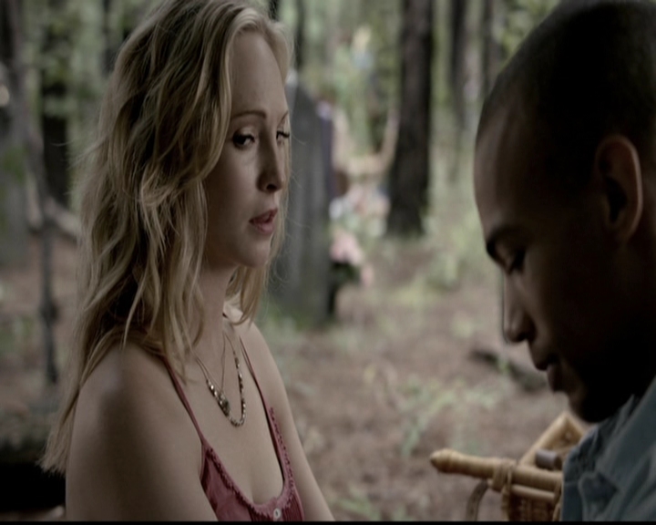 VampireDiariesWorld-dot-org_5x04ForWhomtheBellTolls0988.jpg