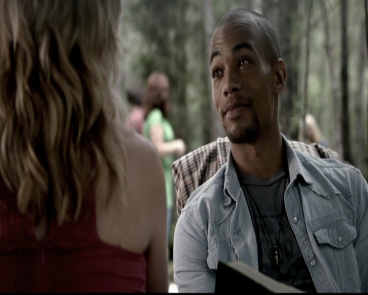 VampireDiariesWorld-dot-org_5x04ForWhomtheBellTolls0990.jpg