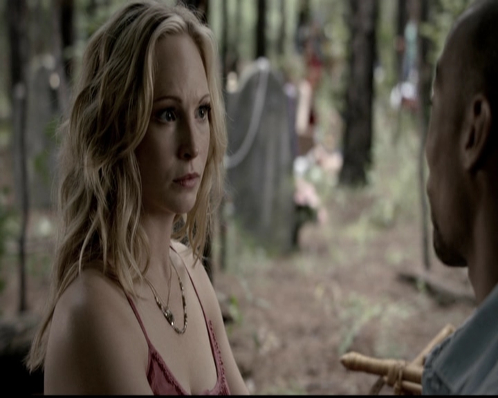 VampireDiariesWorld-dot-org_5x04ForWhomtheBellTolls0991.jpg