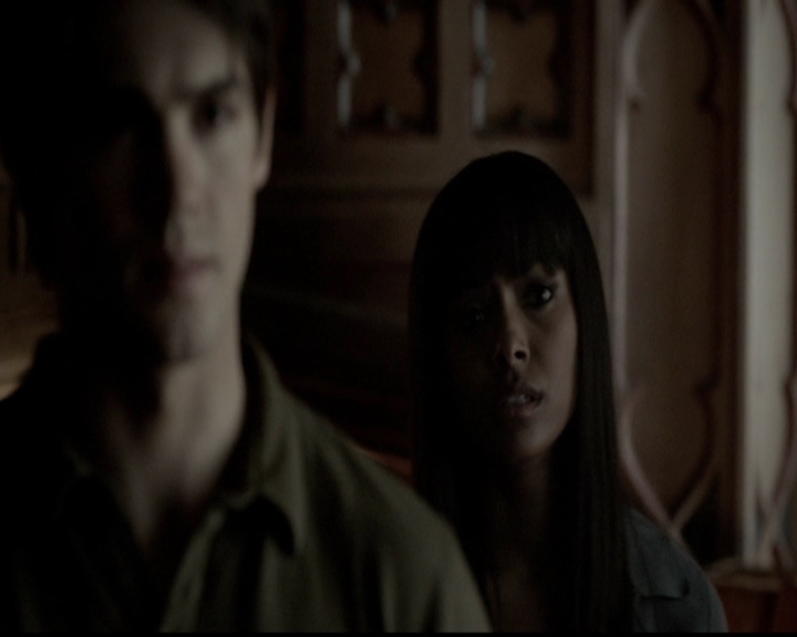 VampireDiariesWorld-dot-org_5x04ForWhomtheBellTolls1007.jpg
