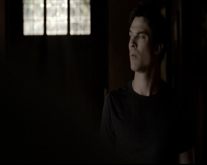 VampireDiariesWorld-dot-org_5x04ForWhomtheBellTolls1011.jpg