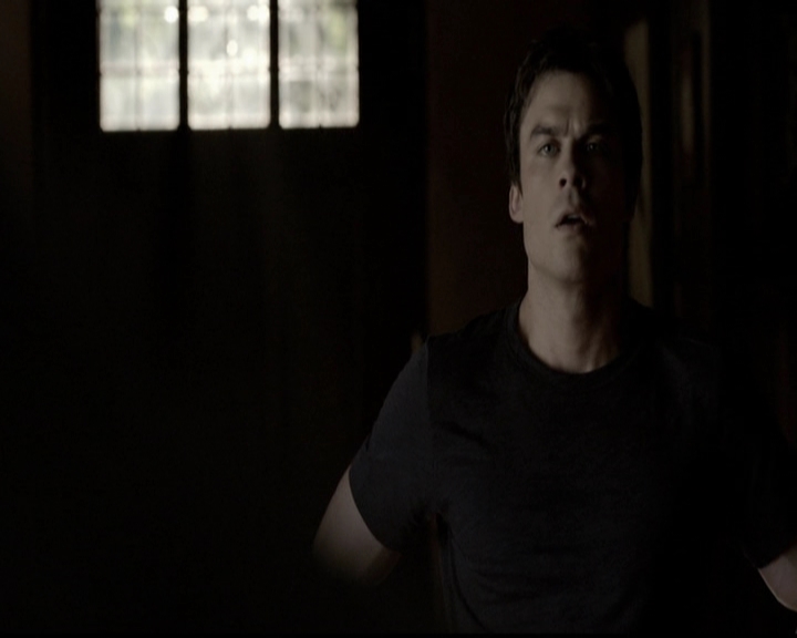 VampireDiariesWorld-dot-org_5x04ForWhomtheBellTolls1016.jpg