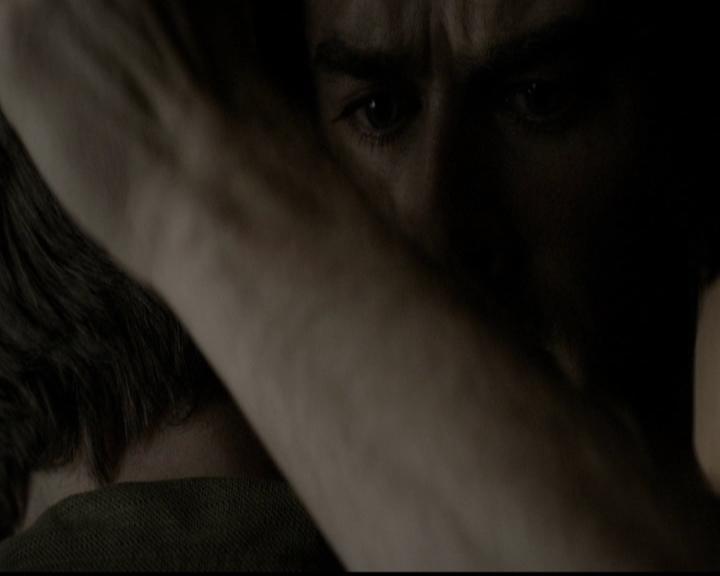 VampireDiariesWorld-dot-org_5x04ForWhomtheBellTolls1110.jpg