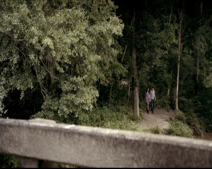 VampireDiariesWorld-dot-org_5x04ForWhomtheBellTolls1142.jpg