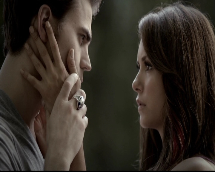 VampireDiariesWorld-dot-org_5x04ForWhomtheBellTolls1204.jpg