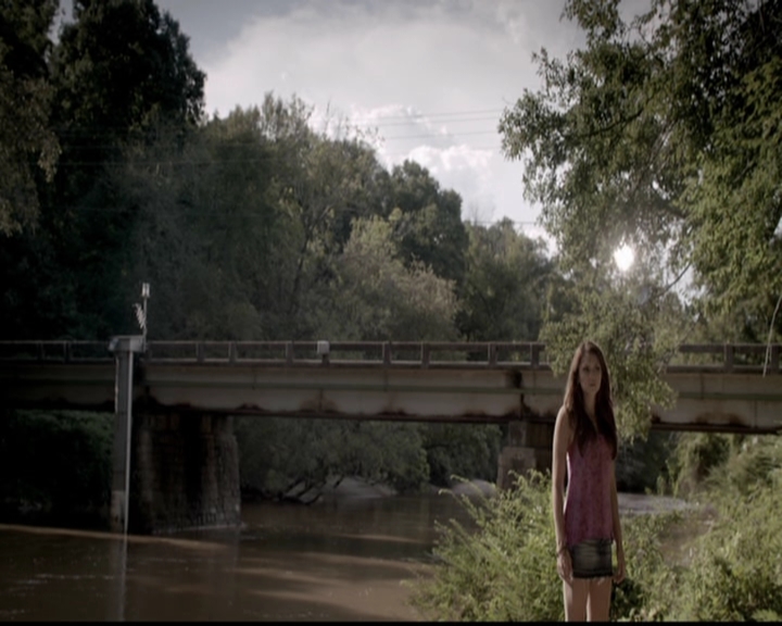 VampireDiariesWorld-dot-org_5x04ForWhomtheBellTolls1251.jpg