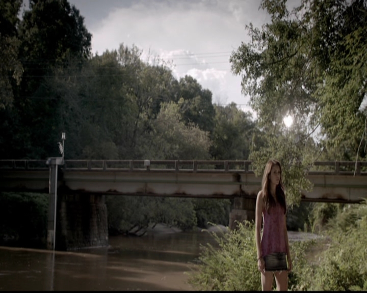 VampireDiariesWorld-dot-org_5x04ForWhomtheBellTolls1252.jpg