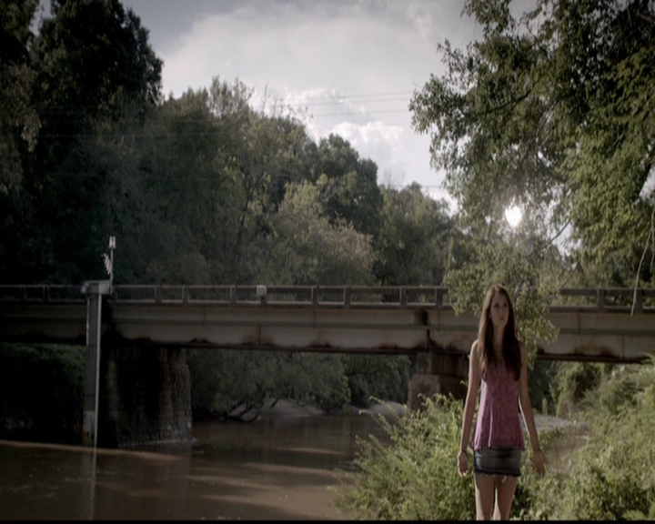 VampireDiariesWorld-dot-org_5x04ForWhomtheBellTolls1253.jpg