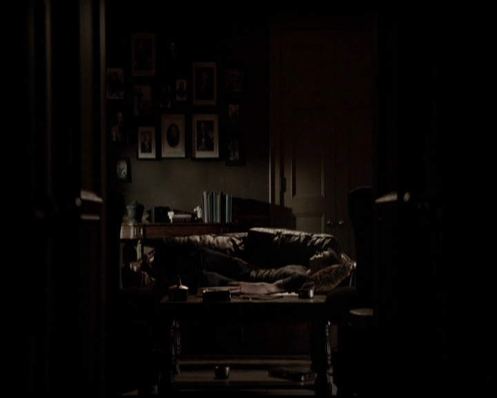 VampireDiariesWorld-dot-org_5x04ForWhomtheBellTolls1260.jpg
