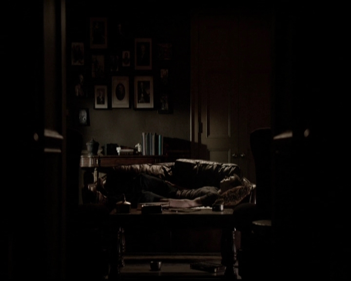 VampireDiariesWorld-dot-org_5x04ForWhomtheBellTolls1262.jpg